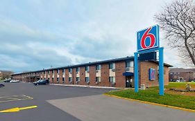 Motel 6-oak Creek, Wi